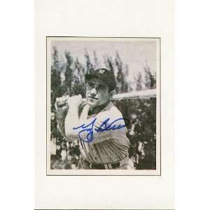  1989 Bowman Yogi Berra Signed Card Psa/dna Sports 