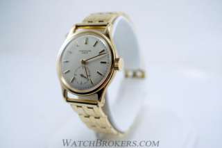  18 K Yellow Gold Patek Philippe Calatrava 2451 Mens Manual Wrist Watch