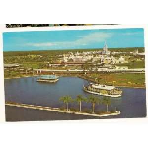  Walt Disney World Magic Kingdom 3x5 Postcard 0111 0288 