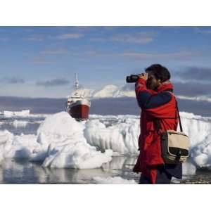 Antarctic Dream Ship and Chilean Ornithologist Rodrigo Tapia, Gerlache 
