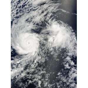 Hurricane Felicia and Tropical Storm Enrique East of Hawaii Stretched 