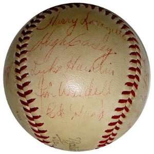  Ford Frick Signed Baseball   1940 Brooklyn Dodgers Team 24 