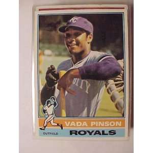  1976 Topps #415 Vada Pinson [Misc.]
