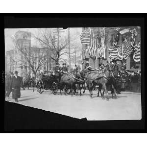  Theodore Roosevelt,inauguration day,c1905,open carriage 