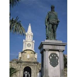  Pedro de Heredia Monument, Cartagena, Colombia Premium 
