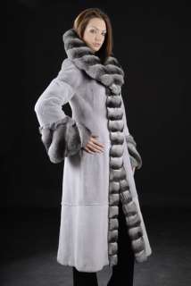 Sheared sapphire SAGA FURS Mink fur coat with real Chinchilla collar 