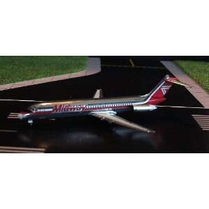  Aeroclassics Midway Airlines DC 9 32 Model Airplane 