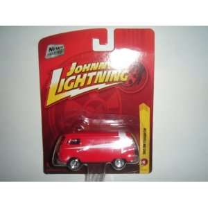   Lightning R16 1965 VW Transporter Red (New Casting) Toys & Games