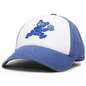 Chicago Cubs Running Bear Adjustable Pastime Cap Sports 
