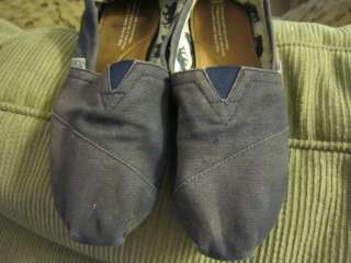 Womens Navy Blue Toms Canvas Shoes Size 8  
