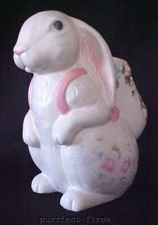 Easter Bunny Vase Rabbit Pfaltzgraff Holiday Home Decor  