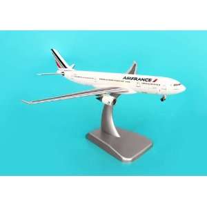  Hogan Air France A330 200 1/400 With Stand REG#F GZCL 