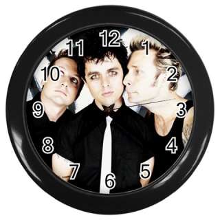 Green Day Round Wall Clock GIFT DECOR COLLECTOR Black  
