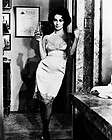 Elizabeth Taylor as Gloria Wandrousn Butterfield 8 sexy nightdress24X3 