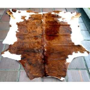  Brown and White Cowhide Rug   Area Rug NEW