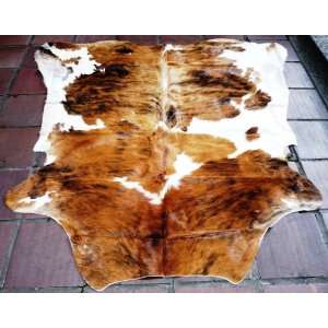  Brown and White Cowhide Rug   Area Rug NEW