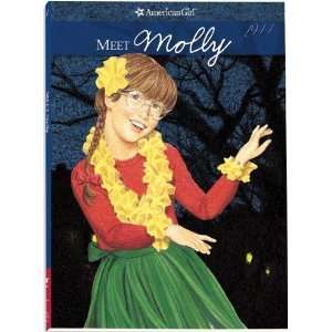  Meet Molly, An American Girl 1944   Book One (American 