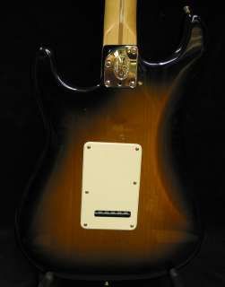 2004 Fender USA 50th Anniversary Stratocaster Strat 04 Original Case 