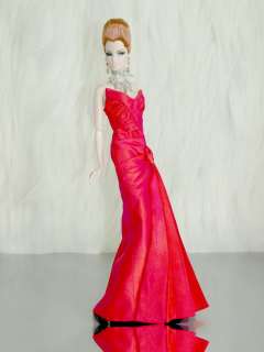 FASHIONS DOLL TO FASHION ROYALTY RED CARPET STYLE  