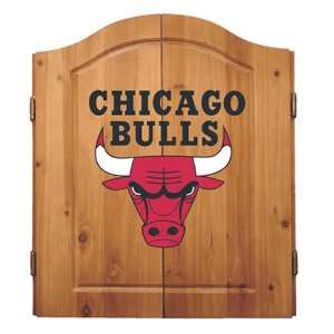  NBA Chicago Bulls Solid Pine Cabinet And Bristle Dartboard 