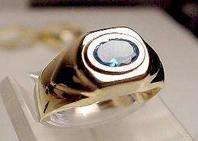 New 14k Solid Gold Blue Topaz Ring   