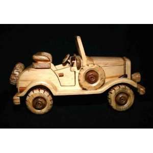   Wooden Toy Car Classic Vintage Model CMC_ROADSTER_001 Toys & Games