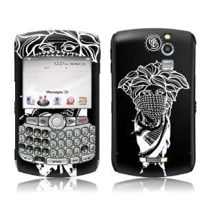   BlackBerry Curve  8330  Crooks & Castles  Medusa Skin Electronics