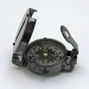   HANDTOOLED HANDCRAFTED ANTIQUE MILITARY COMPASS 