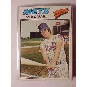  1977 Topps #246 Mike Vail