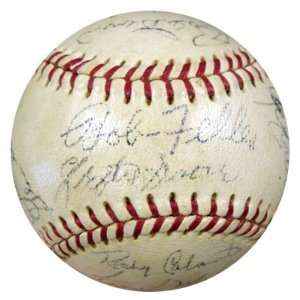  Pie Traynor Autographed Baseball   1969 Old Timers & Hall 