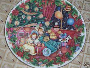 HOME FOR CHRISTMAS /June Janes ROYAL DOULTON 1994 Plate  