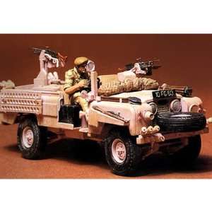  Tamiya 1/35 British SAS Land Rover Kit Toys & Games