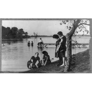   Bathing scene,Oakwood Park,Clear Lake,Iowa,IA,couples
