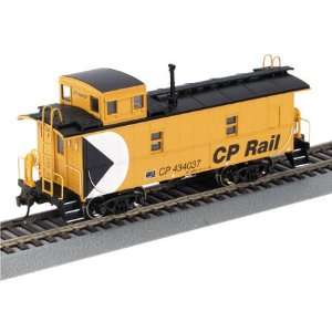  HO RTR Cupola Caboose, CPR #434037 ATH74171 Toys & Games