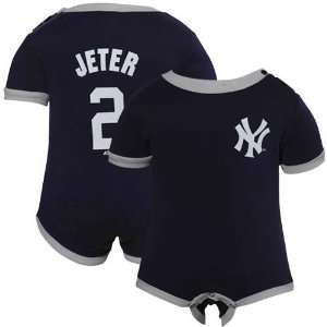  NY Yankee Tshirt  Majestic New York Yankees #2 Derek 