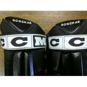 Sergei Gonchar Boston Bruins game issue hockey gloves   Game Used NHL 