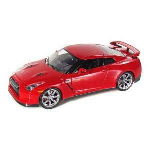  2009 Nissan GT R 1/24 Red Toys & Games