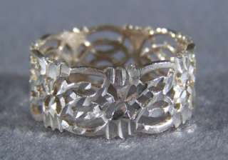  STERLING SILVER FLORAL ETERNITY STYLE WEDDING BAND BOLD RING  