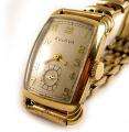 1942 BULOVA Curved 17j Art Deco Wrist Watch Orig/Band  