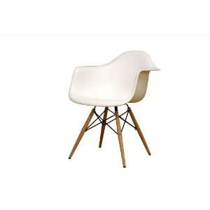  Wholesale Interiors Pascal White Plastic Accent Chair (Set 