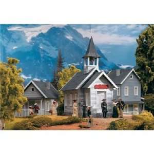   COUNTRY CHURCH   PIKO G SCALE MODEL TRAIN BUILDING 62229 Toys & Games