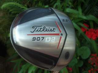 TITLEIST Golf Club Set 907 D2 Driver Wood Irons TaylorMade Putter NEW 