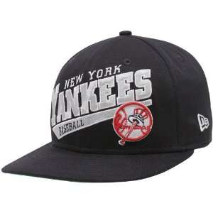   New Era New York Yankees Skew Script SnapBack Hat