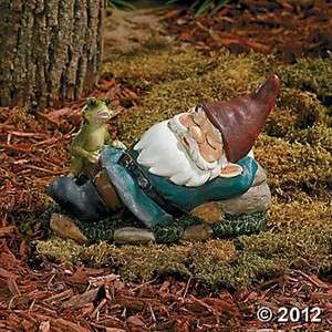 WHIMSICAL SLEEPING GNOME WITH FROG BUDDY GARDEN STATUE NEW  