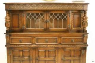 Oak 1940s Old Colonial Style Cabinet Cupboard Buffet  
