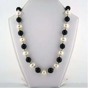   Pearl, Black Onyx, and 14K Yellow Gold Bead Necklace 24 PearlyPearls