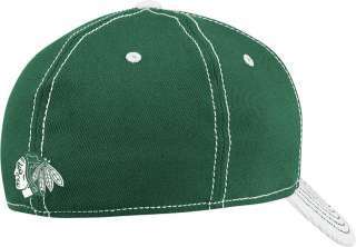 Chicago Blackhawks M060Z Green St. Patricks Day Clover Flex Cap Hat 