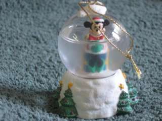 Disney Mini Miniature Minnie Mouse Snowglobe ornament Christmas xmas 
