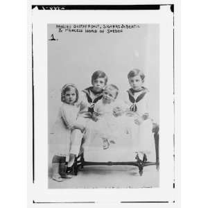  Photo (M) Princess Gustaf Adolf   Sigvard and Bertil and 