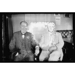 Photo Uncle Joe Cannon and Speaker Clark, 80th birthday, May 6, 1916 